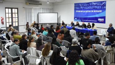 Desde Amsafe advierten que el ofrecimiento de la Provincia perjudica principalmente a los docentes jubilados.