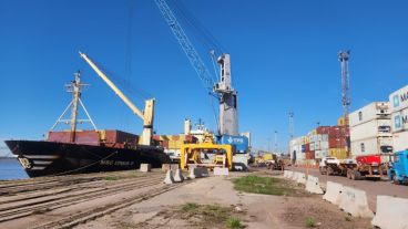 Exportar por Rosario mejora los tiempos de embarque y disminuye riesgos operativos.