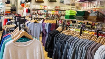Preocupación en el sector textil por el salto en la importación de ropa y telas.