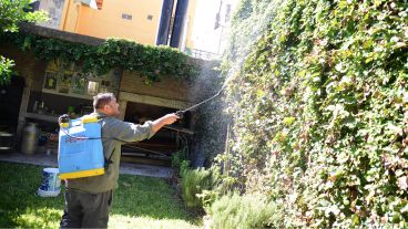 Los equipos de salud buscarán reforzar la prevención en barrios medios de la ciudad.