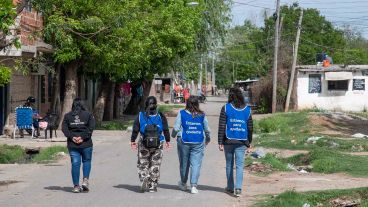Los equipos de salud buscarán reforzar la prevención en barrios medios de la ciudad.