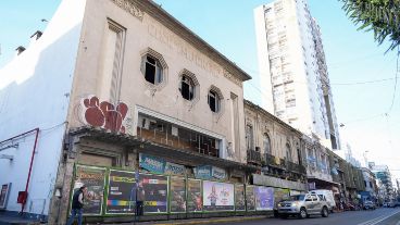 El emblemático edificio está cerrado desde hace años y, aparentemente, apuntan a darle un nuevo uso.