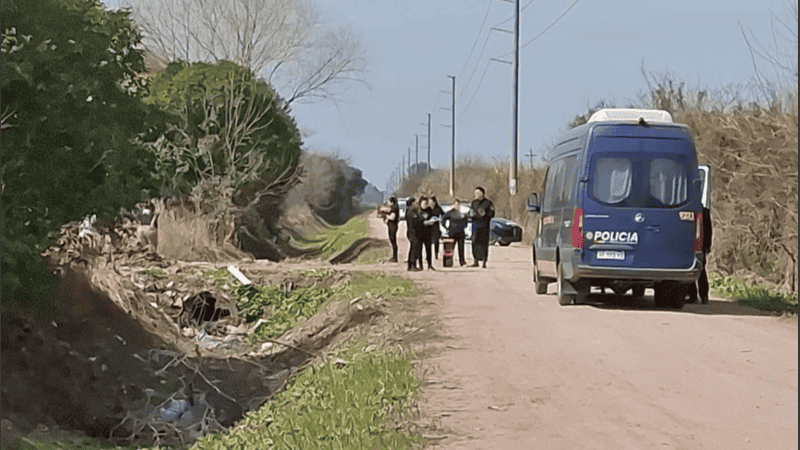 El cuerpo fue detectado en una zona rural por un vecino este sábado al mediodía.