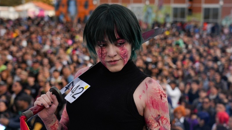 Una multitud disfrutó del tradicional desfile de cosplay en el cierre de la Crack Bang Boom.