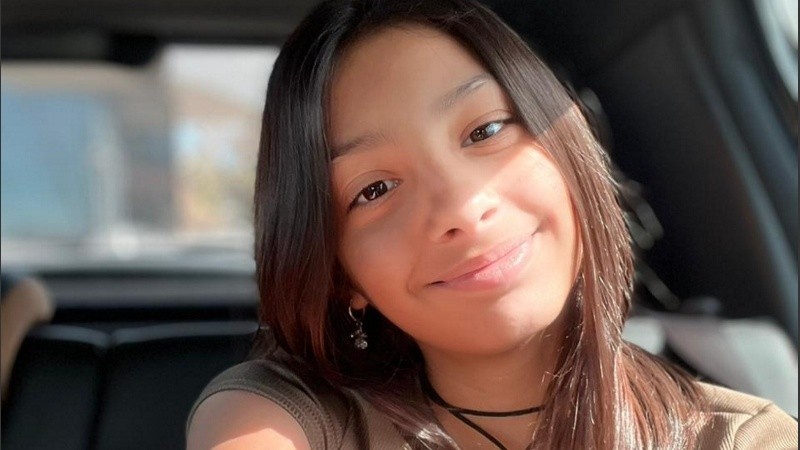 Lara tiene 12 años y estudia una carrera universitaria en Rosario.