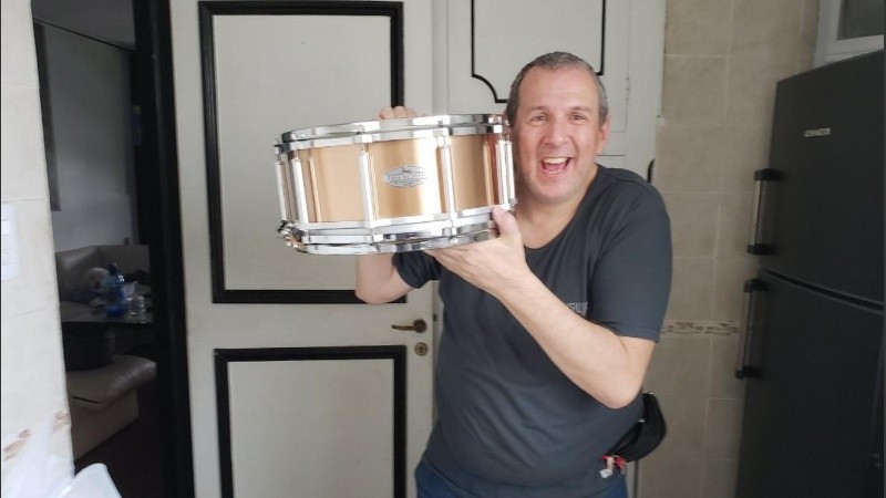 El baterista Lucio Mazaira.