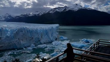 El glaciar Perito Moreno tiene 32 kilómetros y fue declarado como Patrimonio de la Humanidad en 1981.