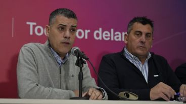 Gustavo Velázquez y Fernando Peverengo, en la reunión llevada a cabo en la Sede de Gobierno.