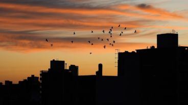 El amanecer podría comenzar a iluminar el día a otra hora.
