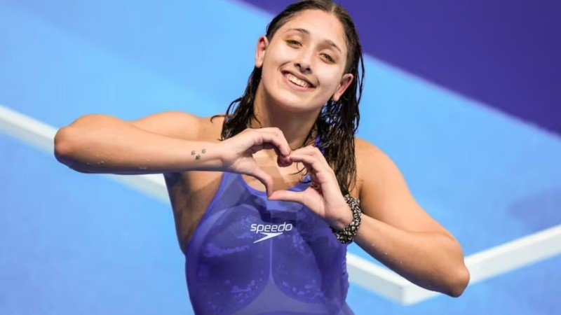 Agostina Hein es campeona mundial juvenil de natación: se impusó en los 400 metros libres.