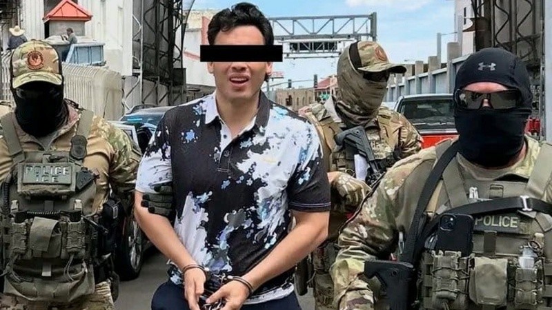 Chávez fue entregado este martes a los agentes de la Fiscalía General de la República (FGR), en México.