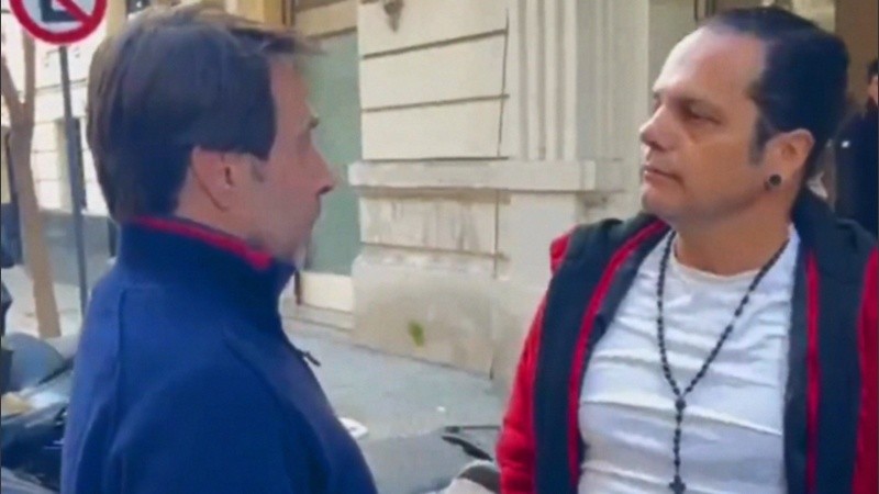 Peretta fue a la salida de Radio Mitre a increpar al comunicador.