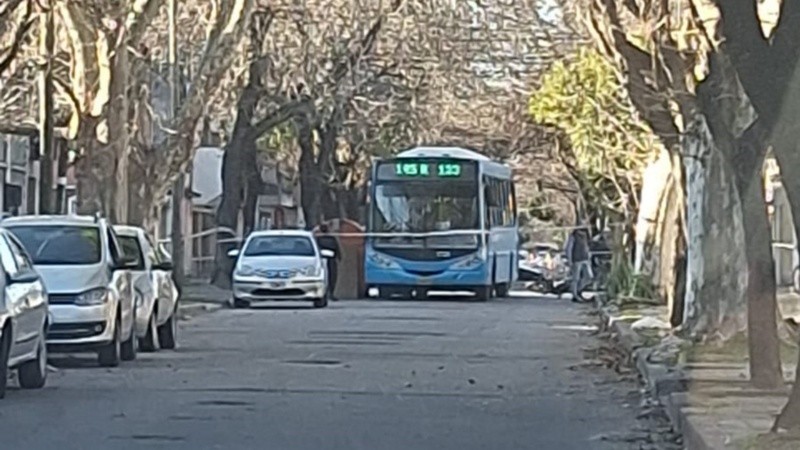 El siniestro ocurrió este jueves a la tarde en la esquina de Saavedra y Juan Manuel de Rosas.