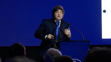 Milei habló en el 141 aniversario de la Bolsa de Comercio en Rosario.