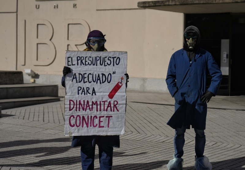 Movilización de trabajadores del Conicet en Rosario (Alan Monzón)&nbsp;
