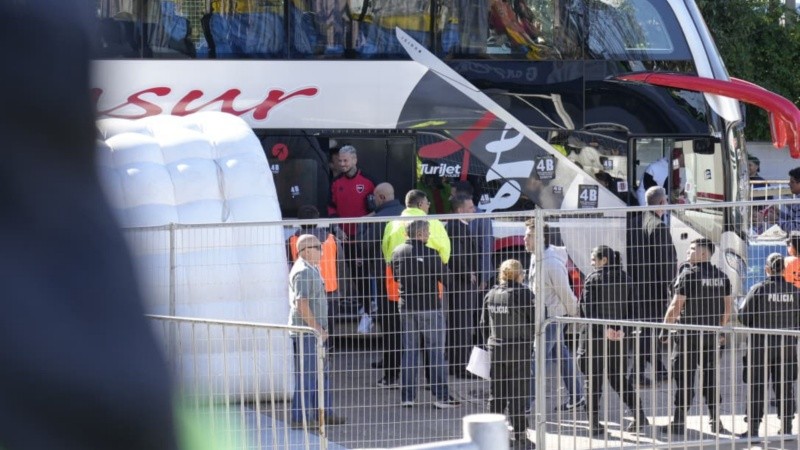 Darío Benedetto fue citado y es una de las opciones de Fabbiani en el banco de Newell's.