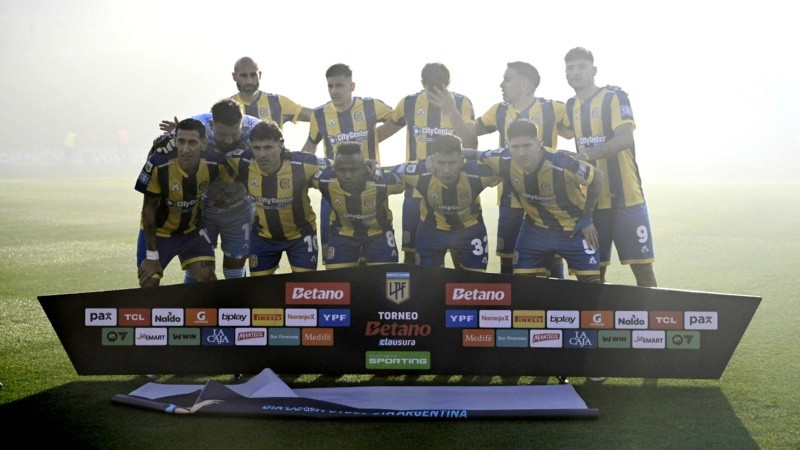 Los once titulares de Central que salieron a jugar el clásico este sábado en Arroyito.