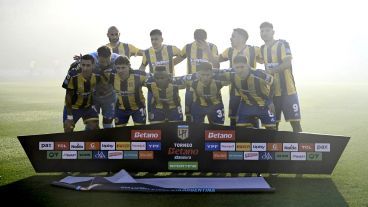 Los once titulares de Central que salieron a jugar el clásico este sábado en Arroyito.