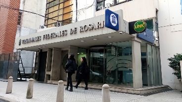Los Tribunales Federales de calle Entre Ríos al 400.
