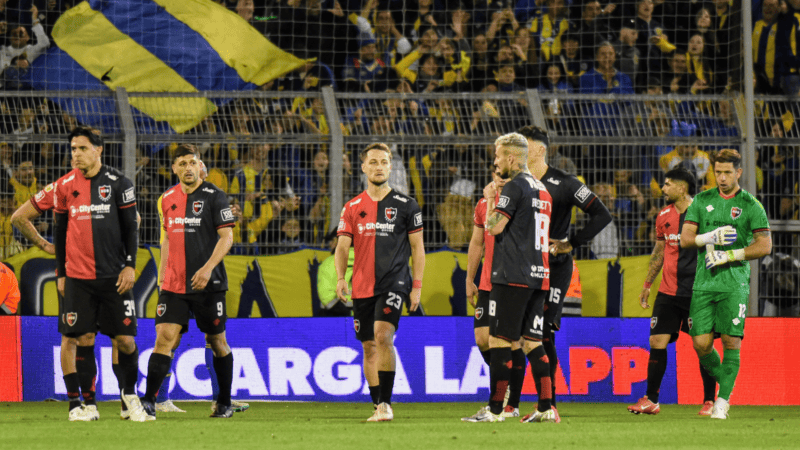 La desazón rojinegra tras la caída en Arroyito.