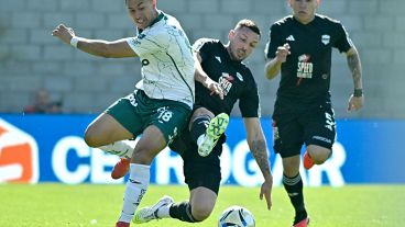 Riestra venció con contundencia a Sarmiento por la sexta fecha.