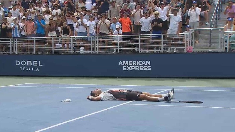 El argentino espera por el suizo Leandro Riedi o el español Pedro Martínez.