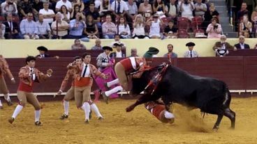 Manuel Trindade fue arrastrado por el toro.