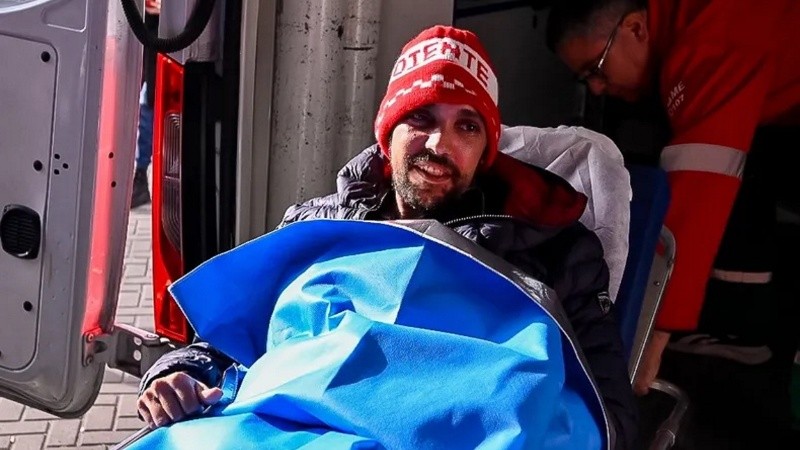 El fotoperiodista sigue luchando para recuperarse.