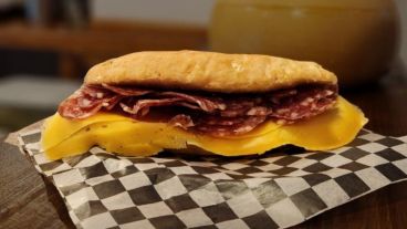 El bar se encuentra en el corazón de Barrio Martin.