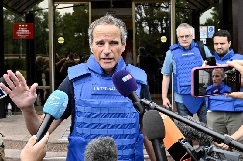 Grossi afianzó su perfil internacional a partir de su rol en las misiones de la OIEA en conflictos como el de la guerra en Ucrania.