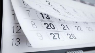 El Ejecutivo determinó que los feriados trasladables que coincidan con sábado o domingo podrán ser reubicados en el calendario. No existía una regla al respecto.