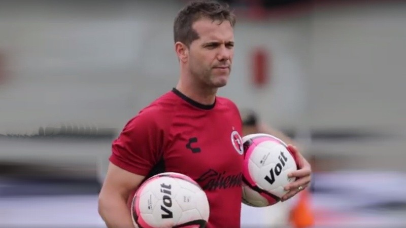 Facciuto fue entrenador alterno de Xolos, acompañando a Eduardo Coudet.