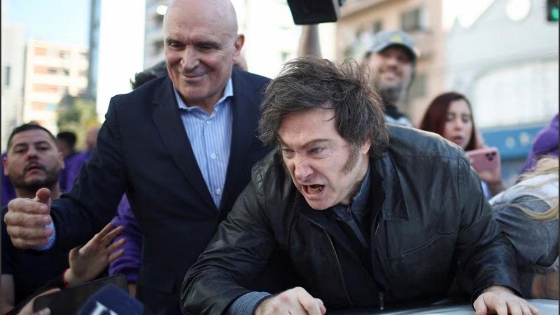 Se trata de una Ford Ranger, patente AB 035 IH.