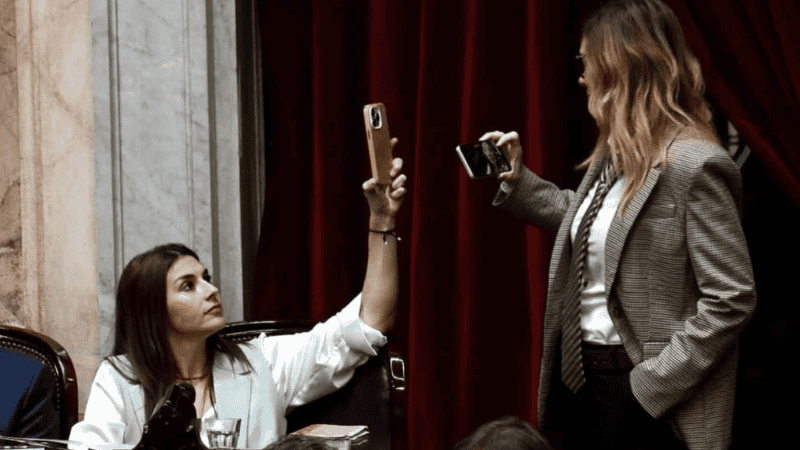 Uno de los momentos más virales del cruce entre las diputadas.