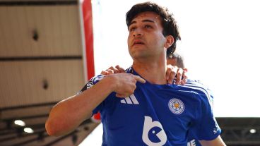 Facundo Buonanotte tiene 20 años y hace de 2023 que juega en la Premier League.