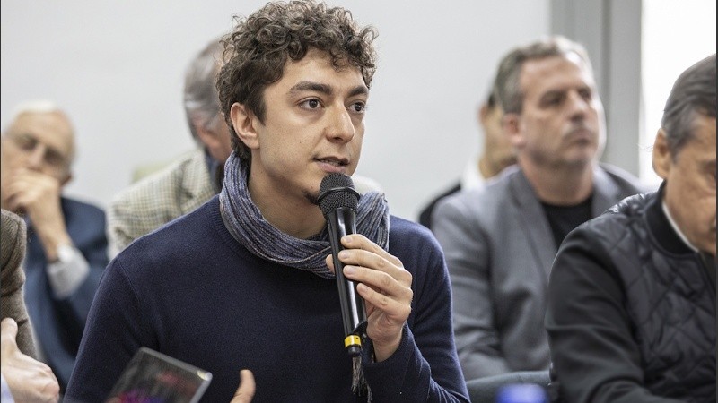 El convencional constituyente Gino Svegliati (27 años) del Frente Unidos.