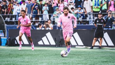 Messi en el precalentamiento antes del partido.