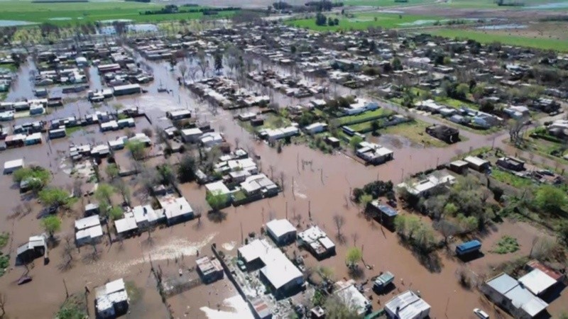 La situación mejora en María Teresa pero muchas familias necesitarán ayuda para volver a sus hogares.
