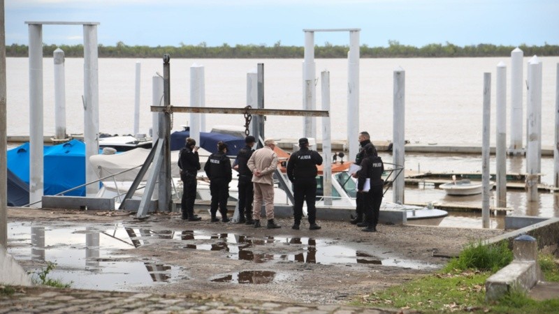 La zona del amarre donde llegó la patrulla de Prefectura con el cuerpo.