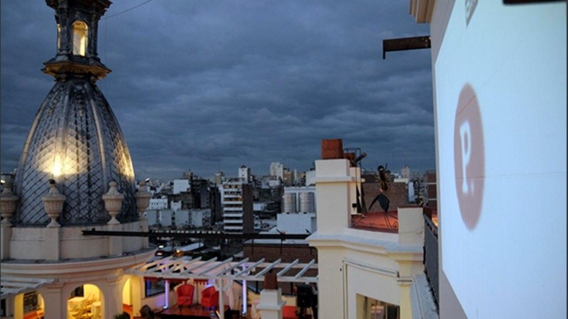 La terraza de Plataforma Lavardén.