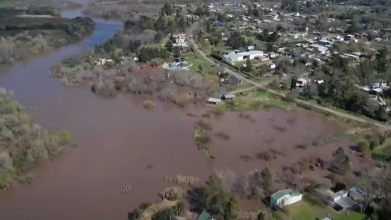 Una imagen aérea de este miércoles al mediodía en Pueblo Andino.