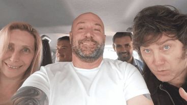 Diego Spagnuolo junto a Javier y Karina Milei.