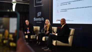 Turcato, Pogliani y Medici, en la presentación de la Provincia en el Santa Fe  Business Forum