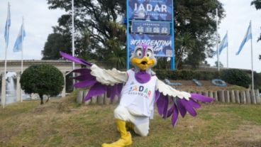 Comienza el montaje del Fan Fest de los Juegos JADAR con cortes en Oroño.