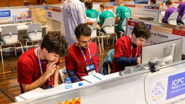 Los estudiantes rosarinos en el Mundial de Programación Universitaria.
