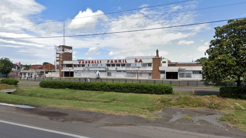 La planta permanece cerrada esta semana.