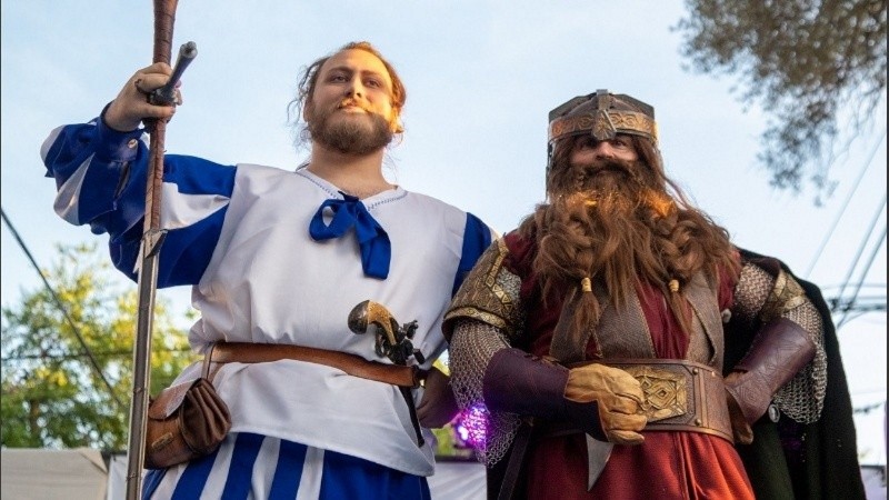 Las propuestas de La Comarca incluyen desfile de cosplay medieval, espacio de construcción de juguetes, ajedrez, taller de rol y feria de objetos medievales, entre otras atracciones y actividades.