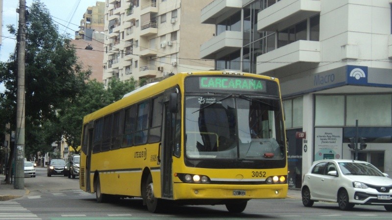 Los nuevos recorridos se mantendrán hasta que puedan reparar el puente.