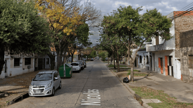 San Nicolás al 2300, la cuadra donde ocurrieron las balaceras.