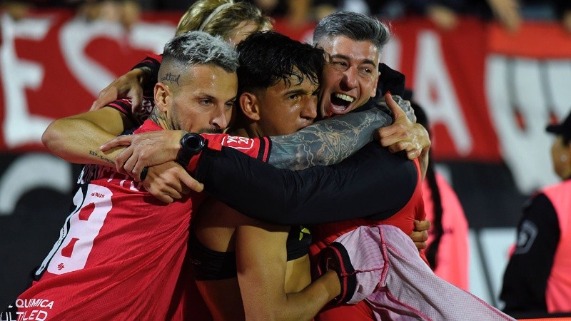 La Lepra volvió a sonreir en el Coloso.